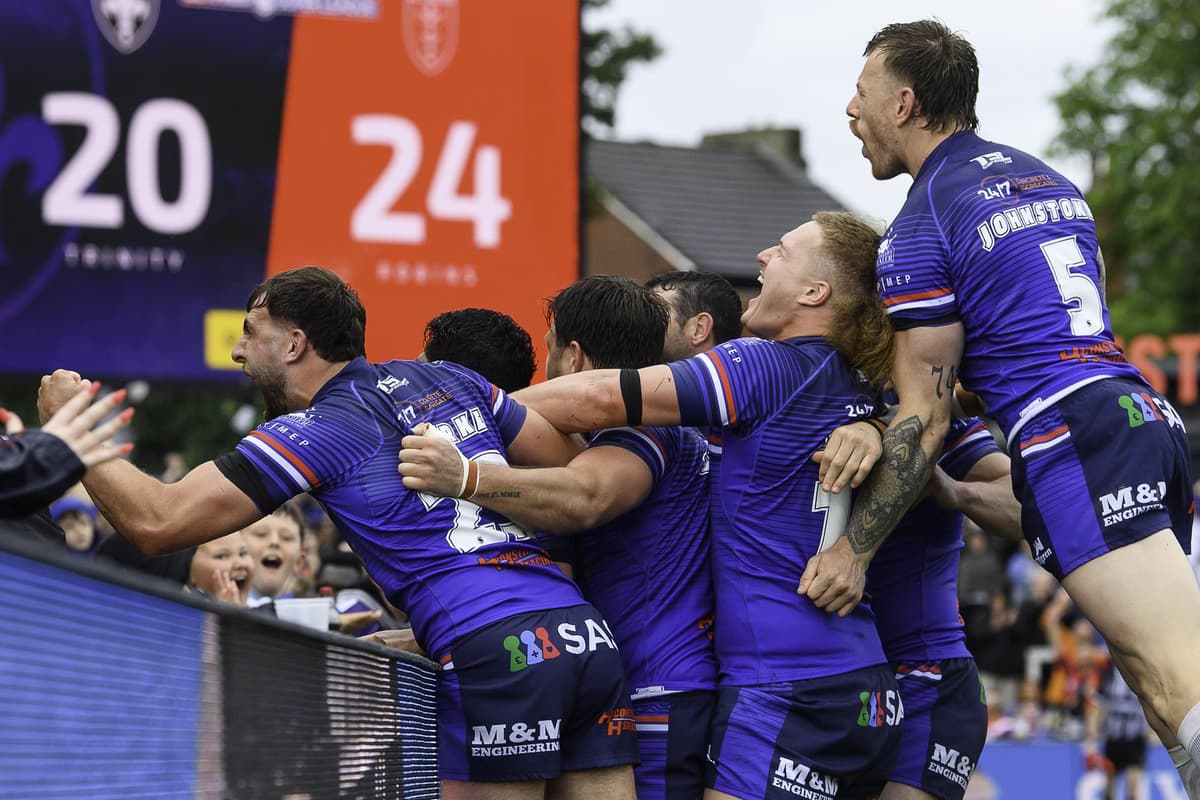 Wakefield Trinity 26 Hull KR 24: Belle Vue ehrt John Kear mit dramatischer ...