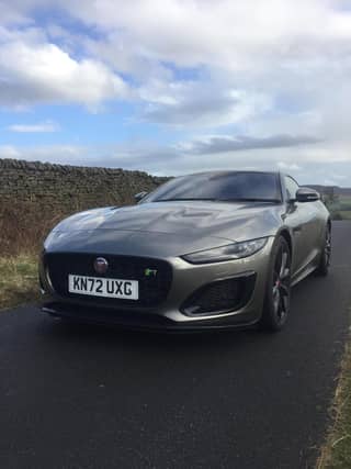 What we have now is the grand finale of this English sports car, dating from that lovely XK120 and straight-six gutsy engines through the first XK series and that 1961 E-Type show stopper to the recent V8 XKs and lastly the F-Type.