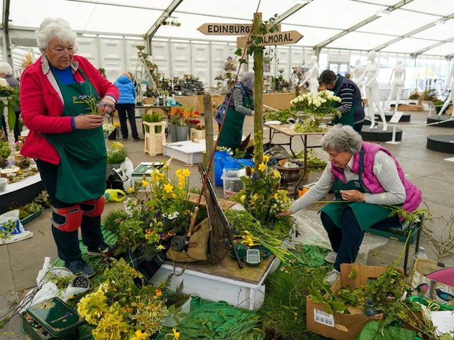 Members of the Yorkshire Flower Club prepare a coronation themed display during staging day preparation for the Spring Flower Show(Photo by Ian Forsyth/Getty Images)