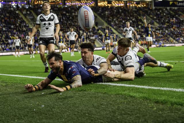 Jack Bird watched a first-half try go begging. (Photo: Allan McKenzie/SWpix.com)