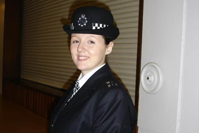 Alice Vinten served as a police officer for ten years.