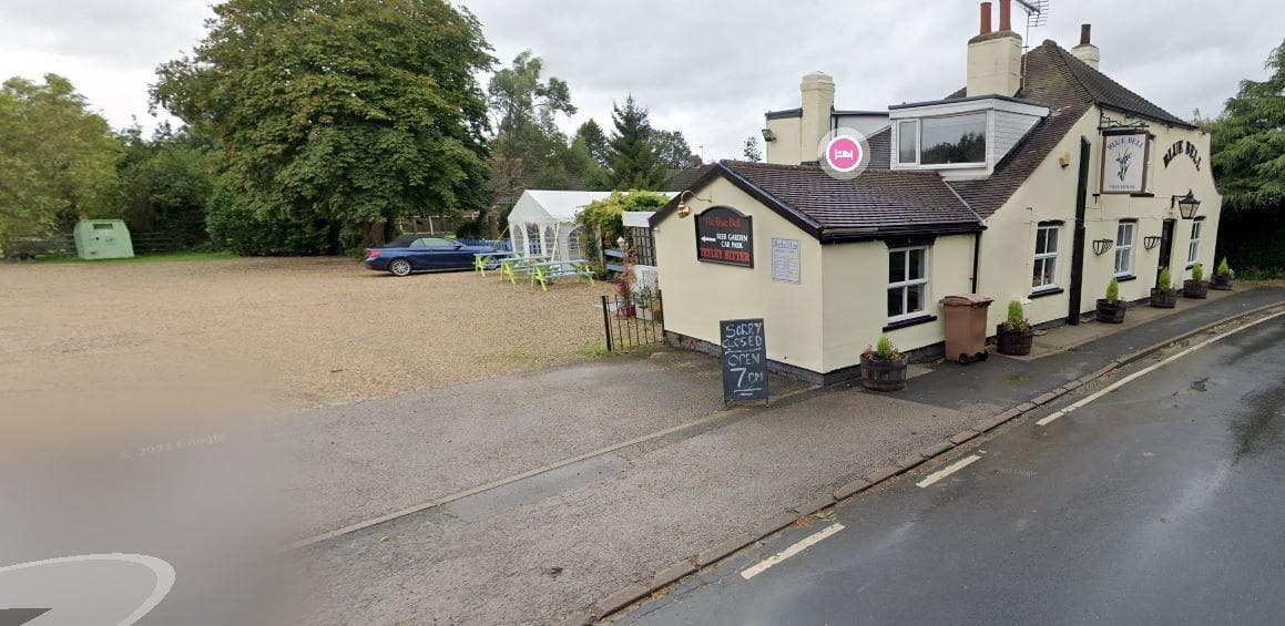 Councillors back plans to help country pub diversify by installing touring caravan pitches 