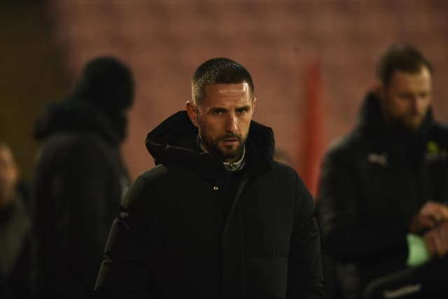 Barnsley-Trainer Conor Hourihane über das „Gemetzel“ in der zweiten ...