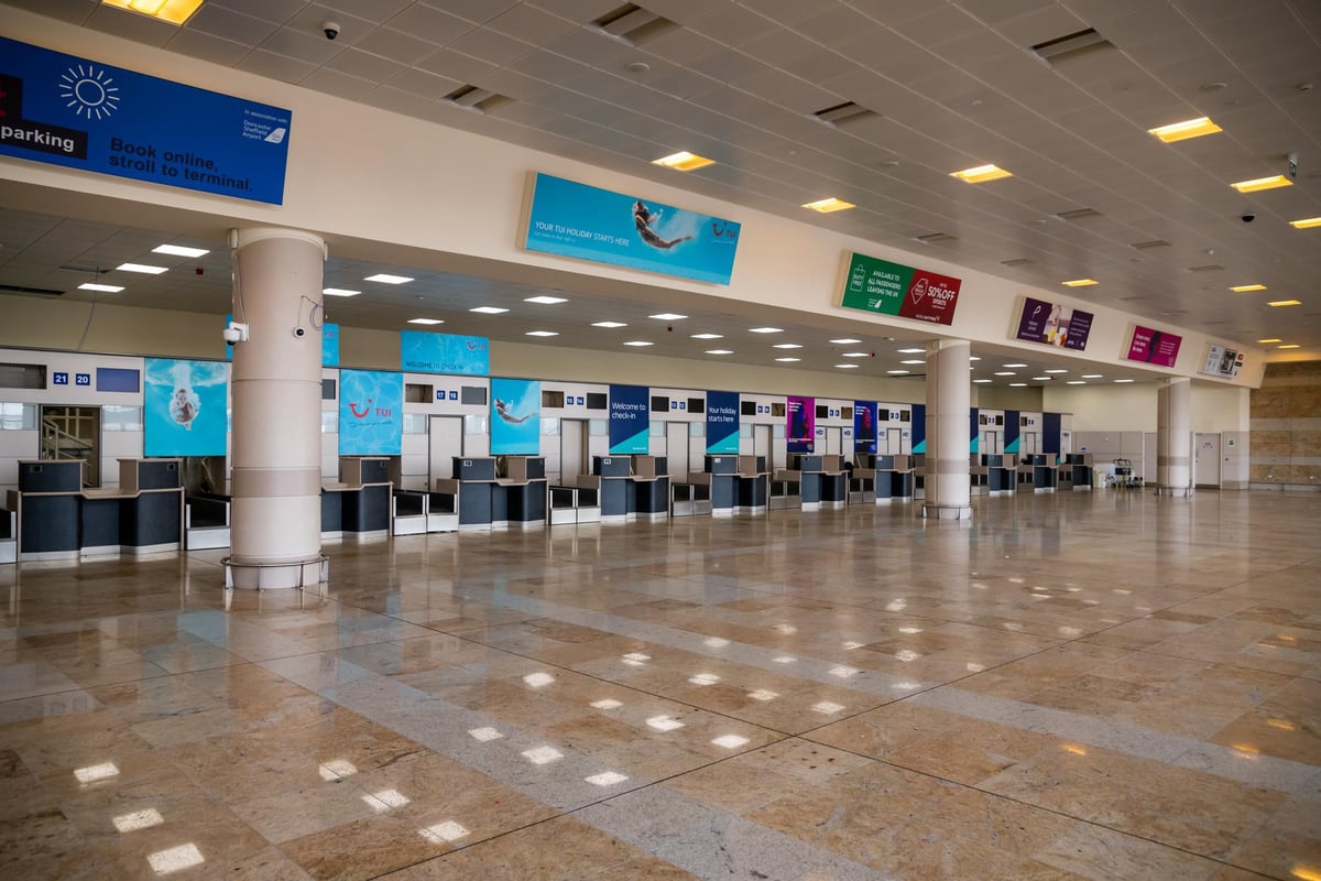 The unanswered questions as deal to buy Doncaster Sheffield Airport is announced