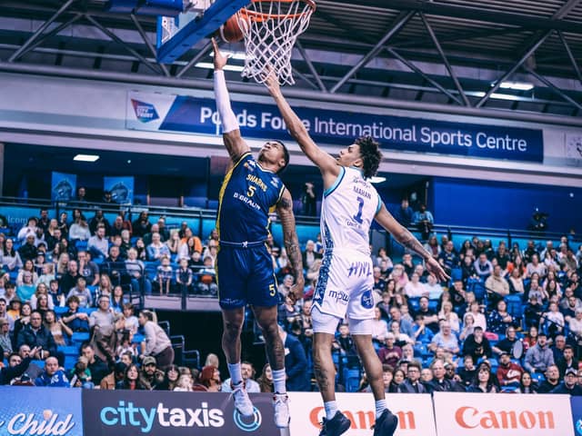Jalon Pipkins drives to the basket for Sheffield Sharks (Picture: Adam Bates)