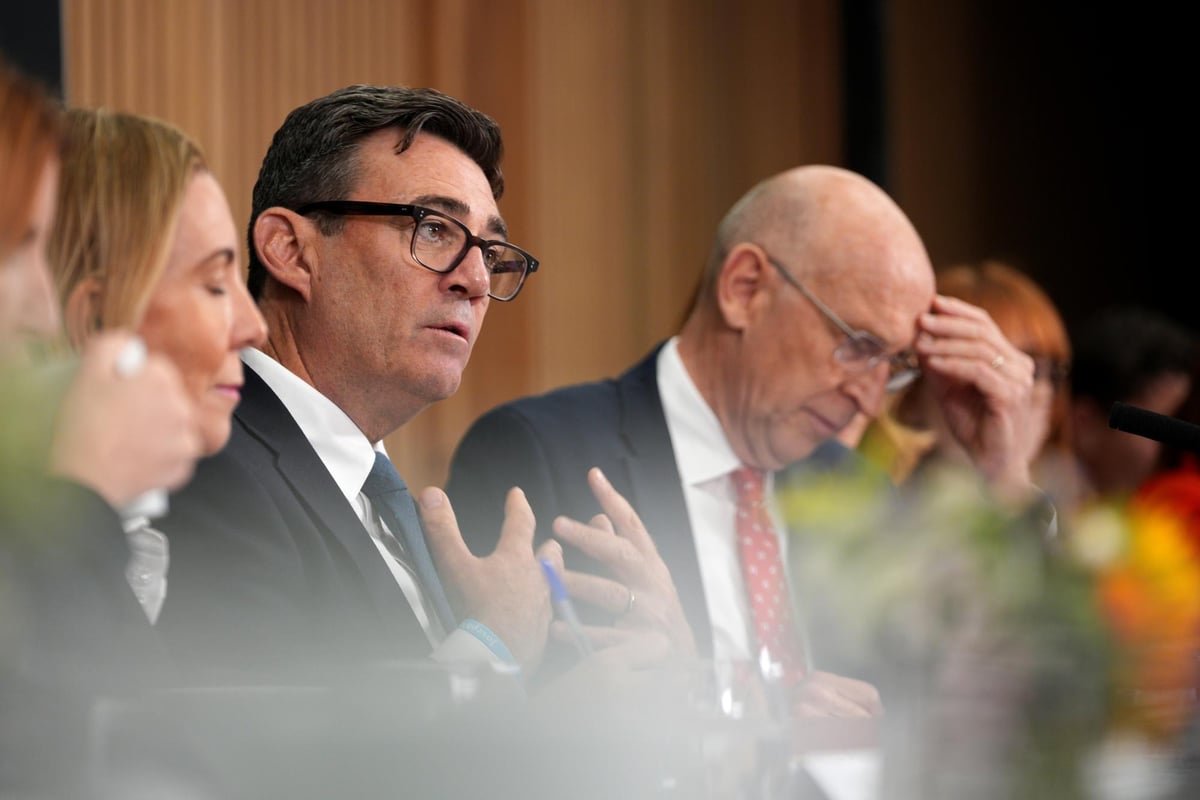 Party conference season proves you can't rely on politicians to change your finances: Sarah Coles