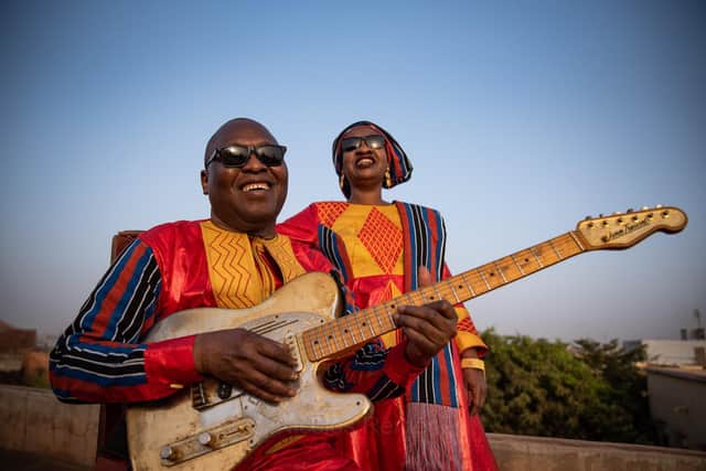 Photo session with Amadou & Mariam in their home in Bamako, Mali, December 8, 2022.  © Nicolas RÉMÉNÉ