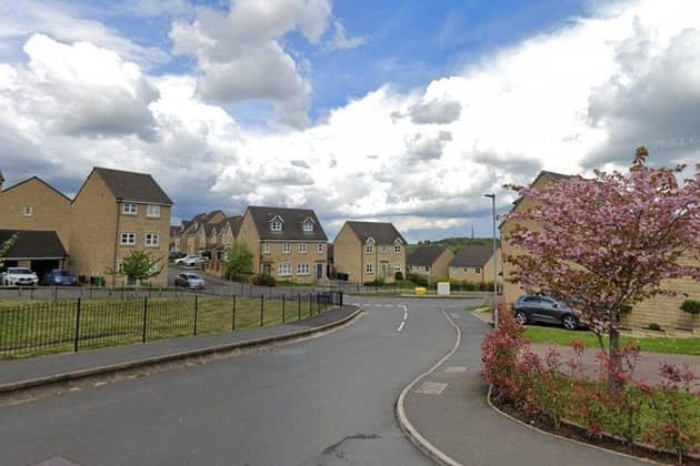 A view onto Dryden Way, Lindley