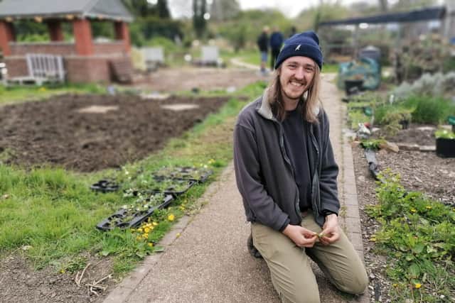Appletree Community Garden supports people with their mental health and has a secret gate into Green Tracks - another allotment under the railway line. Its run by Spectrum People.