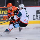 TITLE RIVALS: Sheffield Steelers' Brandon Whistle (right) battles with Belfast Giants' Jeff Baum when the two side met in South Yorkshire back in November. 
Picture courtesy of Dean Woolley/Steelers Media/EIHL