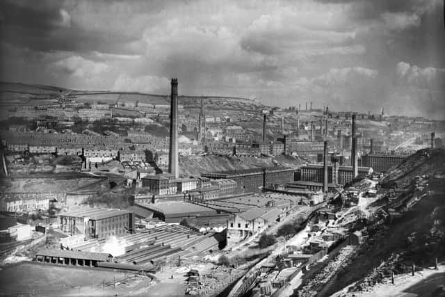 Halifax,12th August 1939
Dean Clough group of mills (Crossley Carpets) in Halifax.