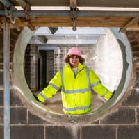 New contractor sought for £12m luxury apartments on former Yorath family home site after construction comes to a standstill