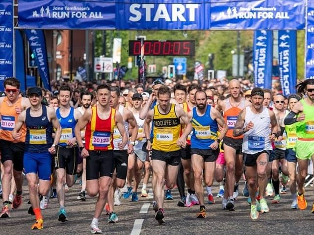 Leeds Marathon runners. (Pic credit: Run For All)
