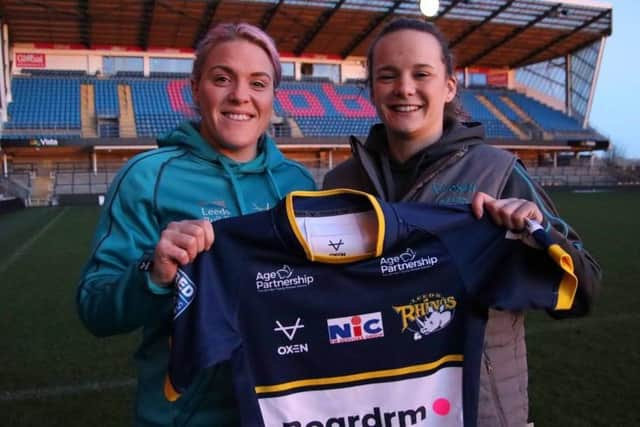 Amy Hardcastle, left, has been reunited with Lois Forsell, right. (Photo: Leeds Rhinos)