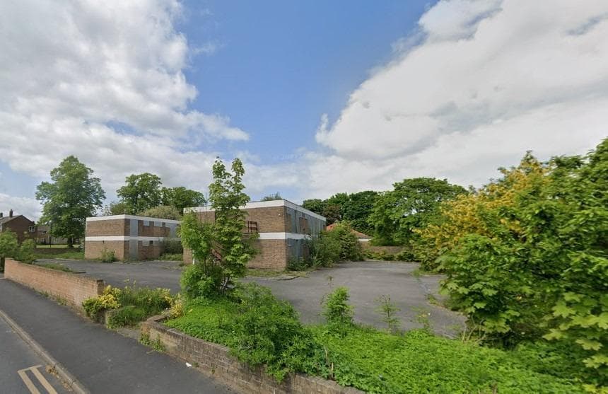 22 homes approved on site of dilapidated buildings in Yorkshire despite failing to meet standards - Vimarsana News