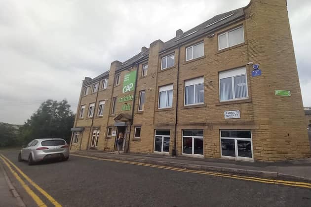 Property group Eddisons has sold the 32,000 sq ft Jubilee Mill office building near Little Germany in Bradford to independent freight forwarding firm Uniexpress.