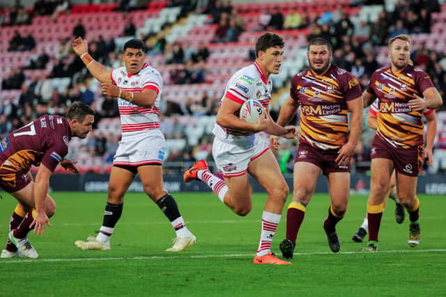 Leigh Leopards v Batley Bulldogs: Championship side face mammoth task ...