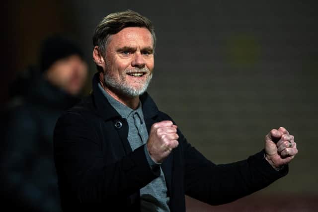 On the march - Bradford City and Graham Alexander (Picture: Bruce Rollinson)