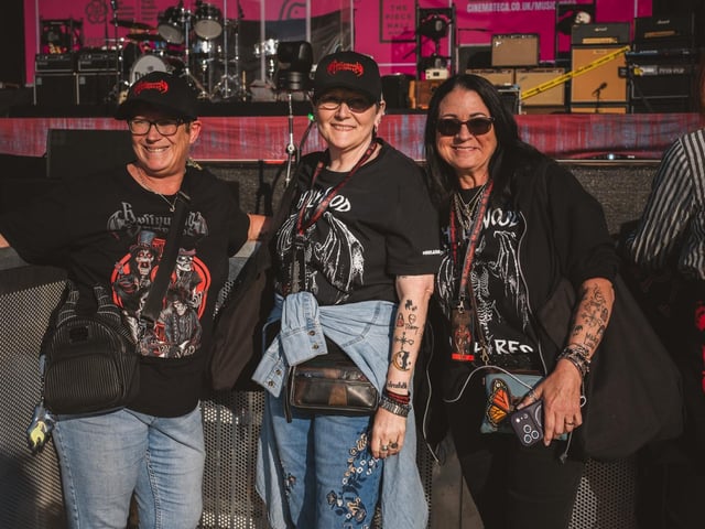 Fans all ready to see the band