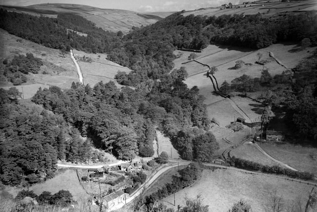 This aerial shot was used in The Yorkshire Post 1949 calendar. However, the photographer took the shot on September 24, 1947.
