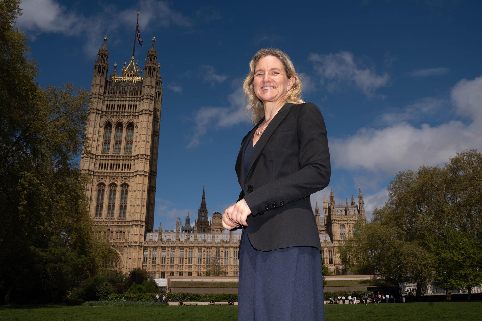 „Viel schlimmer und weniger sicher“ - | Kim Leadbeater warnt vor der ...