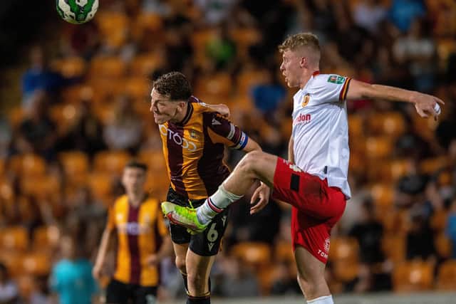 BATTLE-HARDENED: Richie Smallwood (left) in action against Hull City