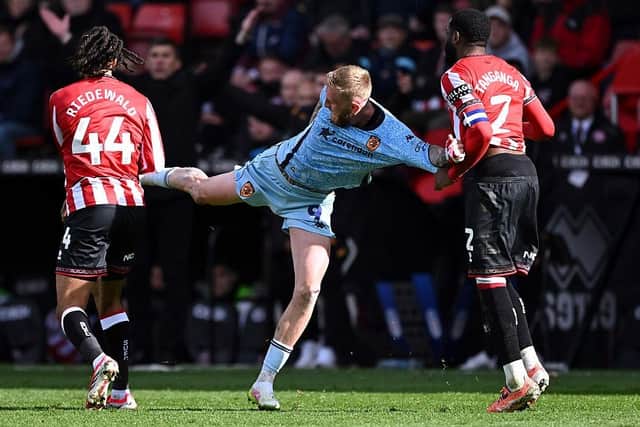 PERSONALITY: Hull City's Oli McBurnie (Image: Mark Sutton/Getty Images)