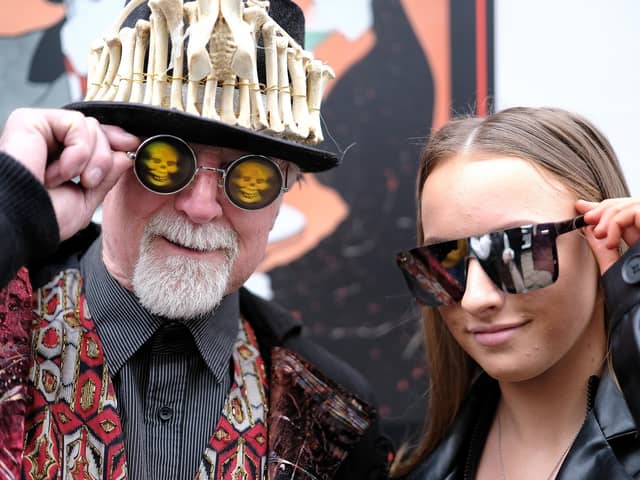 Comparing shades at Whitby Goth Weekend.
picture: Richard Ponter