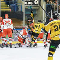 Sheffield Steelers stunned by late double-strike from Nottingham Panthers