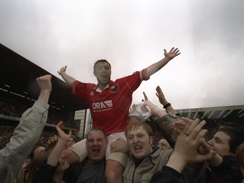 A bona fide Reds icon, Redfearn is fondly remembered by the Oakwell faithful.
