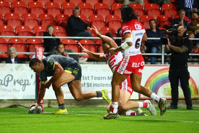 Ryan Hall crossed as Leeds eased to victory. (Photo: Paul Currie/SWpix.com)