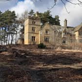 Councillors are backing the £5m plans to restore crumbling Thornseat Lodge and turn it into holiday accommodation and wedding venue.