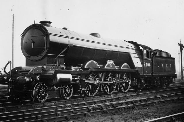An LNER locomotive at Ripon station in 1930.