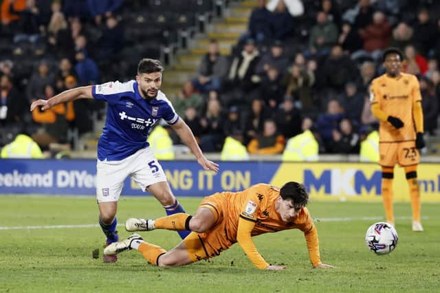 Ipswich Town's Sam Morsy (left) has a shot blocked by Hull City's Alfie Jones (Picture: Richard Sellers/PA Wire)