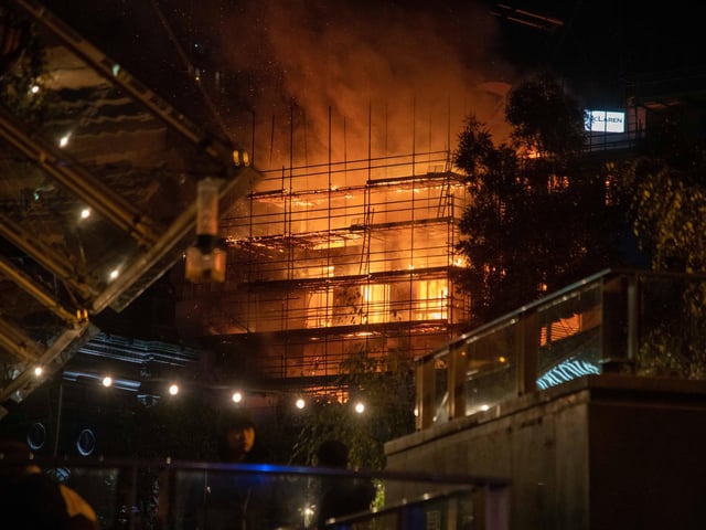 Fire at the Leonardo Building in Leeds City Centre last night. (Photo: Mark Bickerdike)