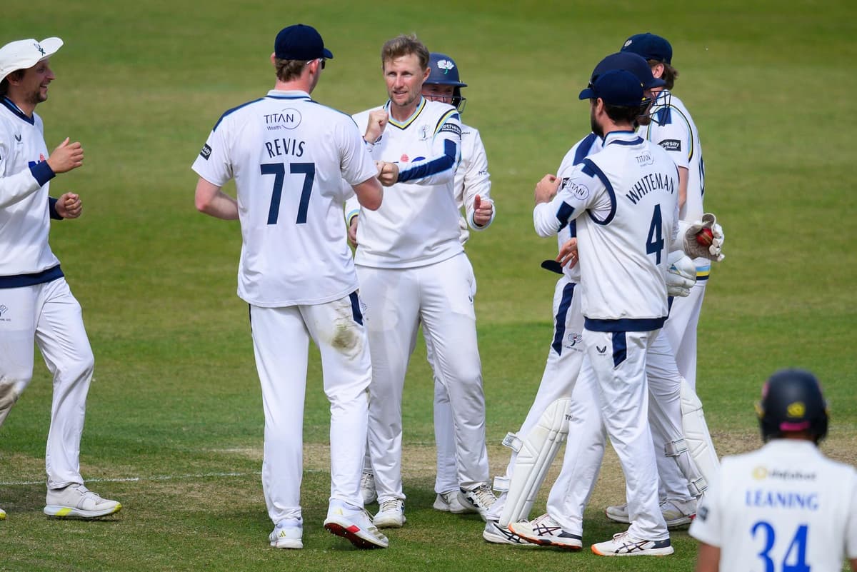 Joe Ropner Yorkshire England’s greatest run-scorer Joe Root gives pep talk to Yorkshire team ...