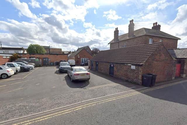 Police are seeking the owner of a Bully-type dog after a man was attacked at Three Tuns Wynd, Stokesley.