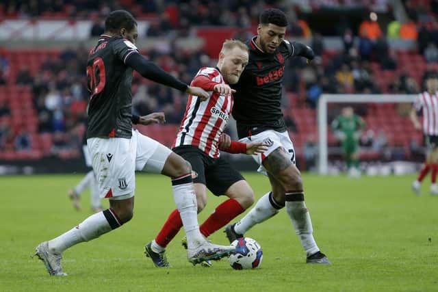 BACK IN THE FRAME: Sunderland’s Alex Pritchard (centre) could be in line to return to the fray against Sheffield United at the Stadium of Light on Wednesday night. Picture: Will Matthews/PA