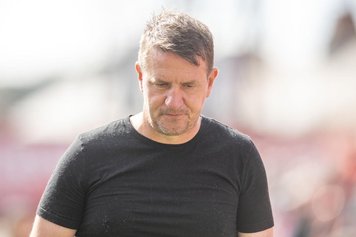 Stockport County v Barnsley FC: Daniel Stendel on system change, communication and clean sheets