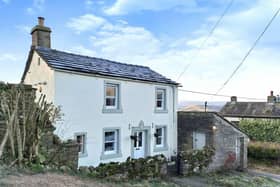 Greystones, is a fabulous Grade II listed cottage in the quiet Dales village of Burtersett. Burtersett is peaceful village situated on the hillside, just 1 mile from the popular market town of Hawes. The village offers fabulous views and walks in all directions.