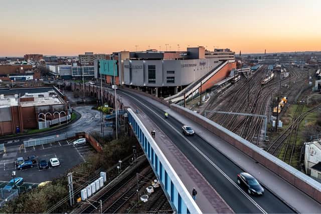 The Chambers of Commerce for Barnsley, Sheffield, Doncaster and Rotherham have come together to launch a survey to find out how local businesses feel about the region's transport infrastructure.