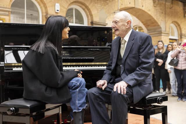 Frank and Claudia Winkleman chatting at York Station. Credit: Nic Serpell-Rand