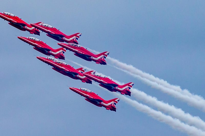 The eight jets flying in tight formation.
picture: Brian Murfield