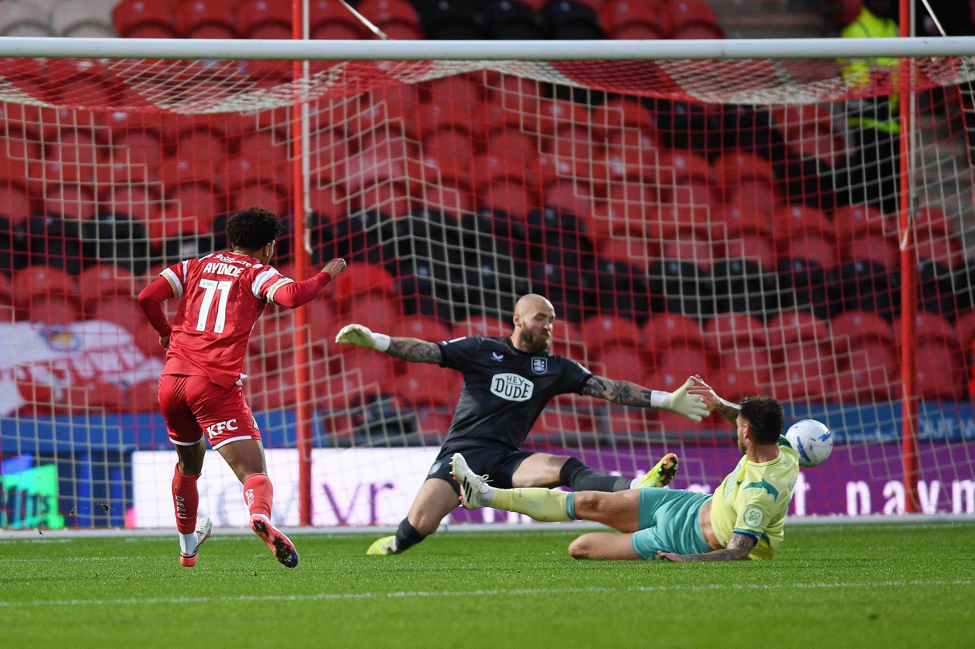 Doncaster Rovers 1 Huddersfield Town 3: Meilensteintor in historischer ...