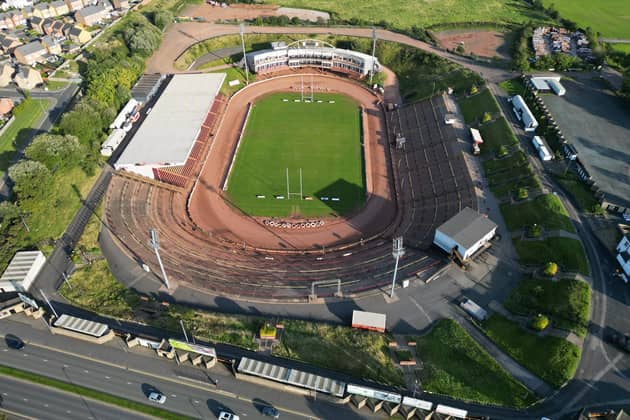 A call for best bids has been issued for the lease of Odsal Stadium, the home of the Bradford Bulls Rugby League team.