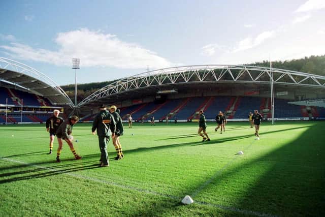 Australia go through their paces at Huddersfield on the eve of the game against Wales. (Picture: Michael Steele/ALLSPORT/Getty)
