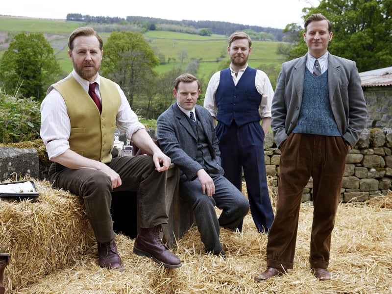 Vet Zone: Samuel West (Siegfried Farnon), Callum Woodhouse (Tristan Farnon), Caolan McCarthy (Granville Bennett), Nicholas Ralph (James Herriot)