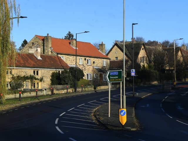 The A635 through Hickleton