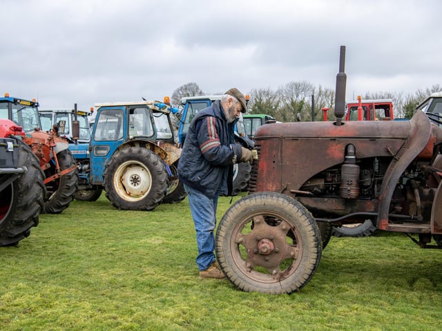 It was organised by the West Yorkshire group of the National Vintage Tractor and Engine Club (NVTEC) in memory of local farmer, founding Tractor Fest member and former NVTEC chairman Brian Chester.
