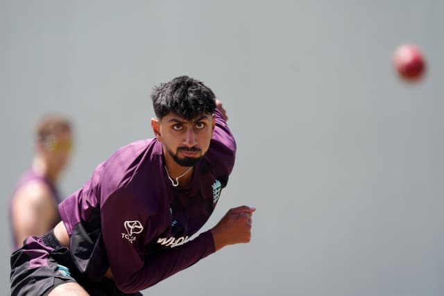 The Ashes: Lack of specialist spin bowlers is bad for Test cricket